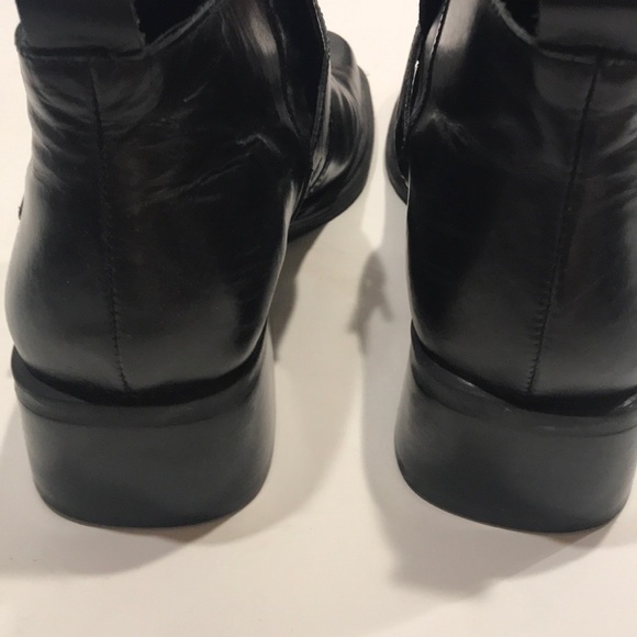 BANDOLINO leather bootie silver buckle square toe - Picture 7 of 7